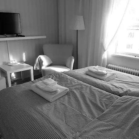 Kyykerin Kartano לינה וארוחת בוקר 2*