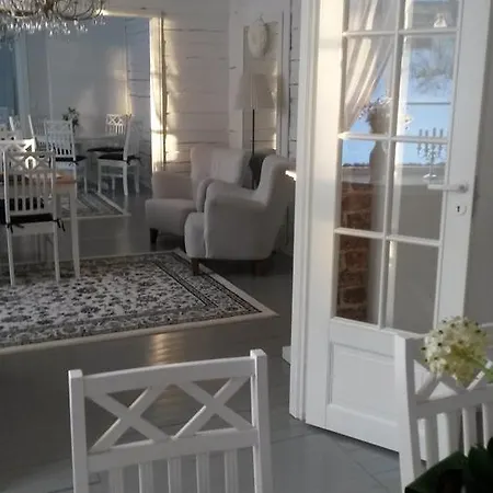 Kyykerin Kartano 2* Outokumpu