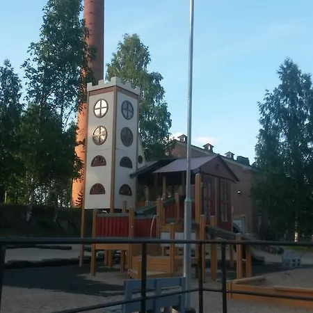 Aamiaismajoitus Kyykerin Kartano 2*